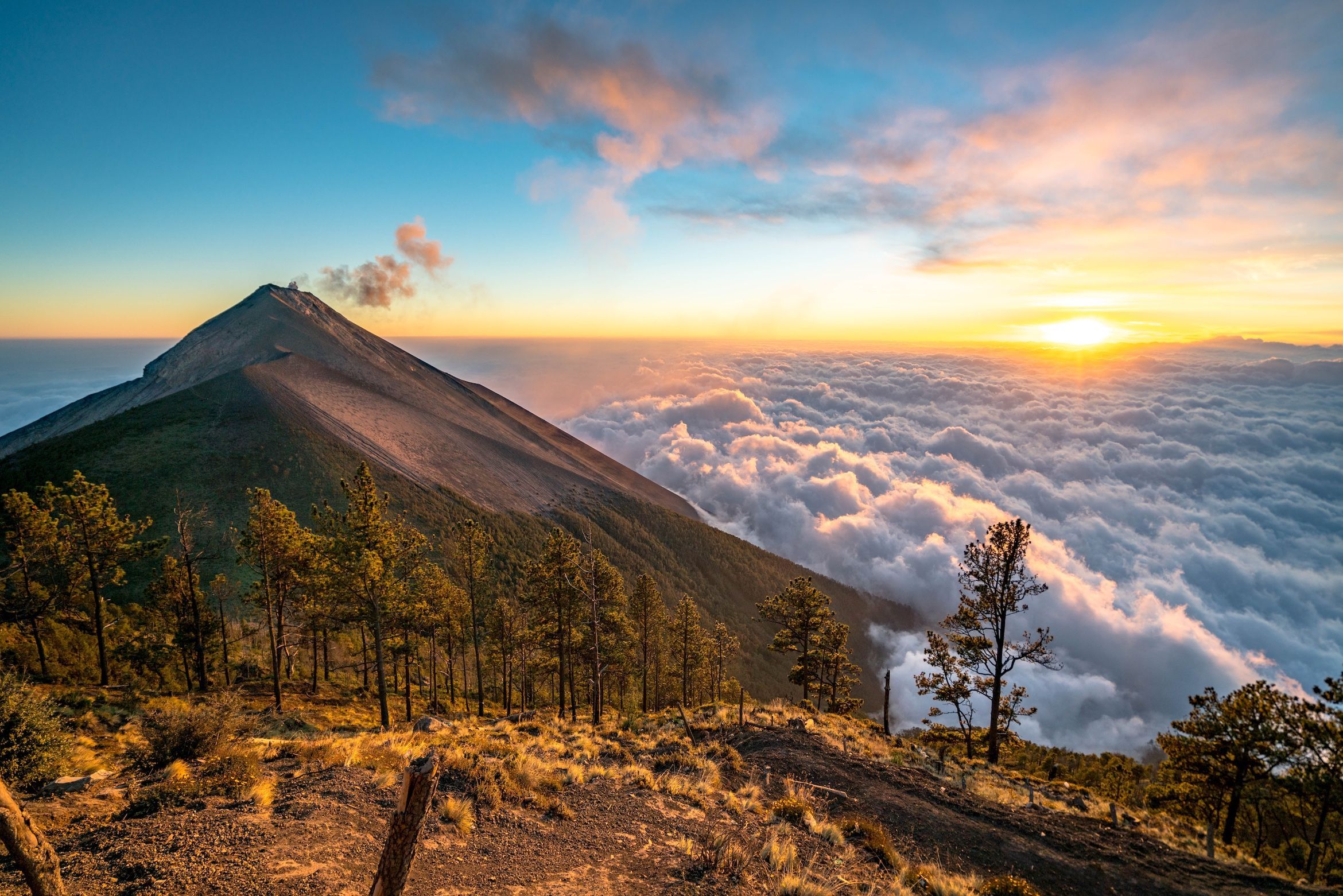 Volcan de Fuego Acatenango